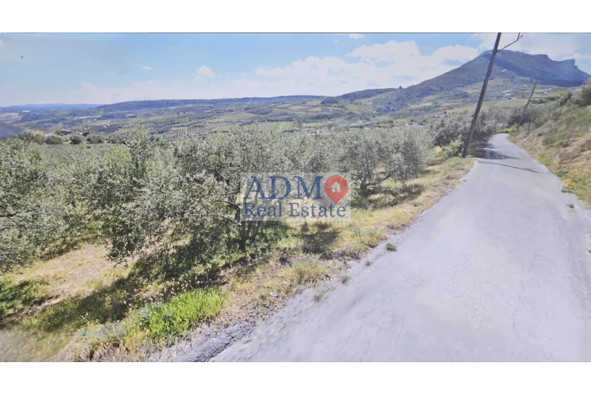 Πωλείται - Οικόπεδο με προεγκριμένη Οικοδομική Αδεια - Plot with Pre-approved Building Permit