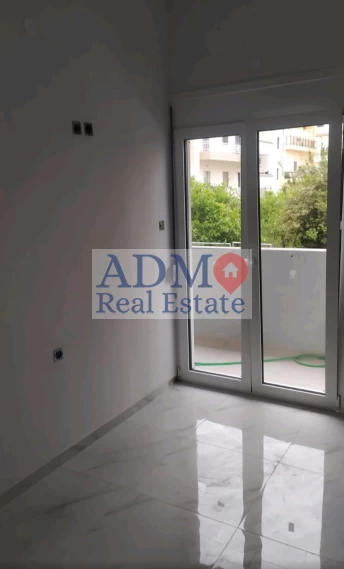 Ενοικιάζεται - Ανακαινισμένη Μονόχωρη γκαρσονιέρα Θέρισος