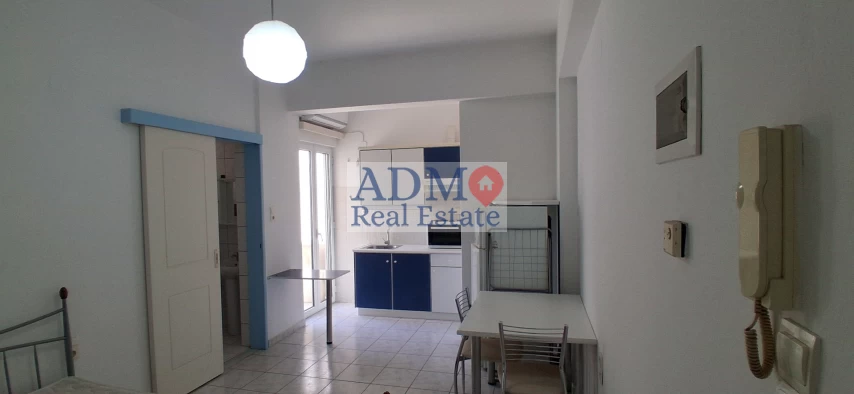 Γκαρσονιέρα πλήρως εξοπλισμένη Τρείς Βαγιές
