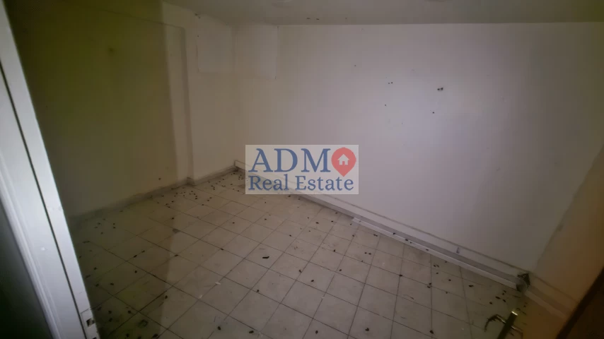 Ενοικιάζεται - Επαγγελματικό κατάλληλο για Μπαρ/Καφέ/Εστίαση στο Κέντρο της Πόλης