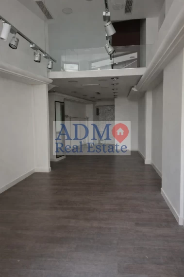 Επαγγελματικός χώρος Ισόγειος σε κεντρικό δρόμο στο Κέντρο της Πόλης.