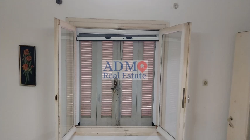 Πωλείται - Τριάρι Ισόγειο διαμέρισμα Κατσαμπάς