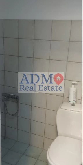 Ενοικιάζεται - Δίχωρη γκαρσονιέρα πλήρως εξοπλισμένη Κέντρο
