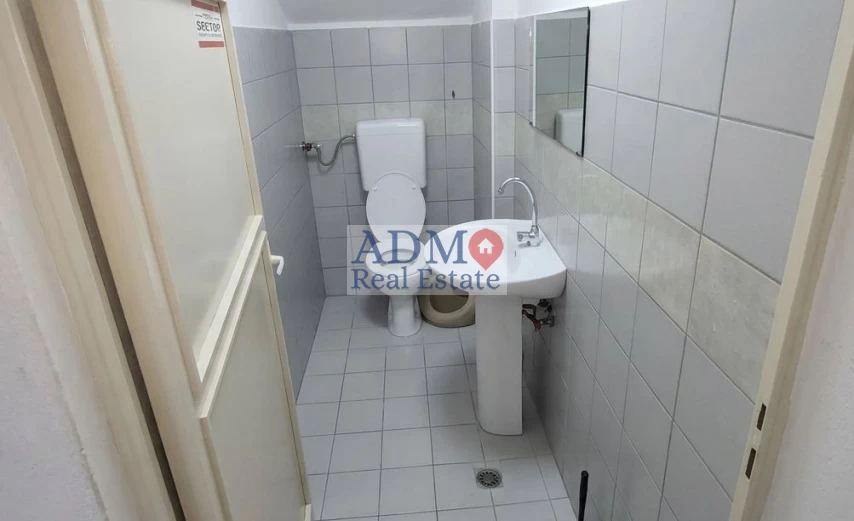Ενοικιάζεται - Ισόγειο κατάστημα με μεγάλη προβολη Γιόφυρο