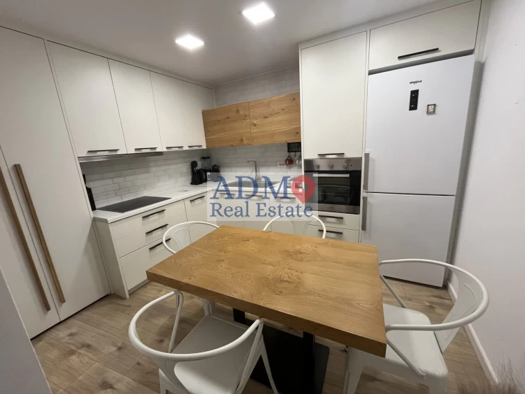 Πωλείται - Πετρόχτιστη μονοκατοικία μεζονέτα στο Κέντρο Ηρακλείου