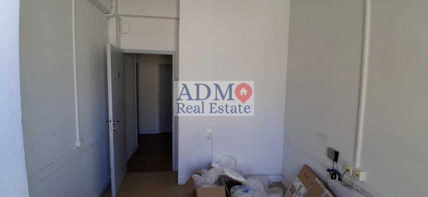 Ενοικιάζεται - Μεγάλος επαγγελματικός χώρος Κέντρο