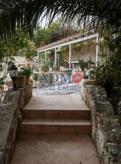 Ενοικιάζεται - Πολυτελής Μεζονέτα Παντάνασσα