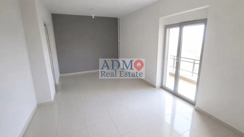 Γωνιακό Τριάρι διαμέρισμα Τρία Πεύκα - Excellent Corner Two-Bedroom Apartment for Sale in Tria Pefka