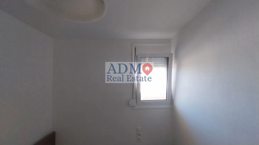 Ενοικιάζεται - Δίχωρη γκαρσονιέρα κοντα στο Ελληνικο Μεσογειακό Πανεπιστήμιο
