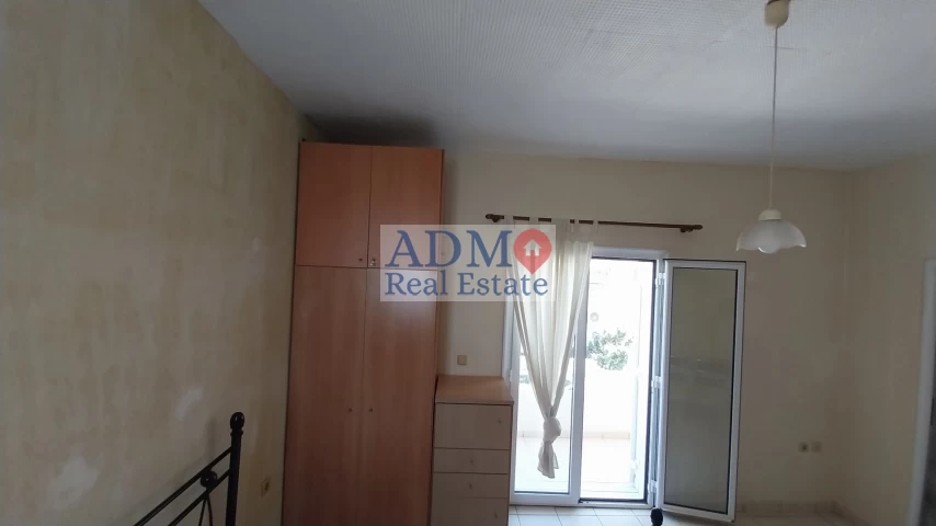 Ενοικιάζεται - Μονόχωρη γκαρσονιέρα πλήρως εξοπλισμένη κοντά στο Ελληνικό Μεσογειακό Πανεπιστήμιο