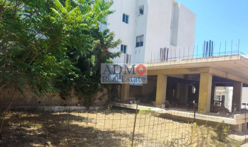 Ημιτελές κτίριο Πατέλες