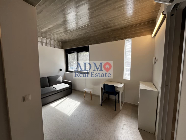 Ενοικιάζεται - Μονόχωρη γκαρσονιέρα νεόδμητη πρώτης ενοικίασης Μασταμπάς