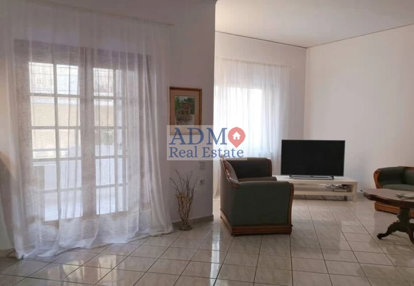 Ενοικιάζεται - Ευρύχωρο Τεσσάρι πλήρως εξοπλισμένο Χανιώπορτα