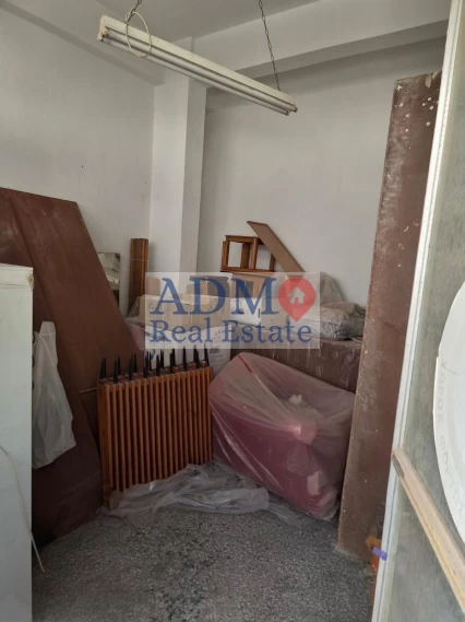 Πωλείται - Τεσσάρι με κλειστό Πάρκινγκ Ατσαλένιο