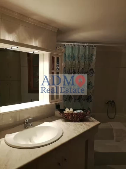 Ενοικιάζεται - Ευρύχωρο Τεσσάρι πλήρως εξοπλισμένο Χανιώπορτα