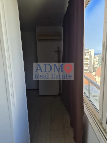 Ενοικιάζεται - Δίχωρη γκαρσονιέρα πλήρως εξοπλισμένη Κέντρο